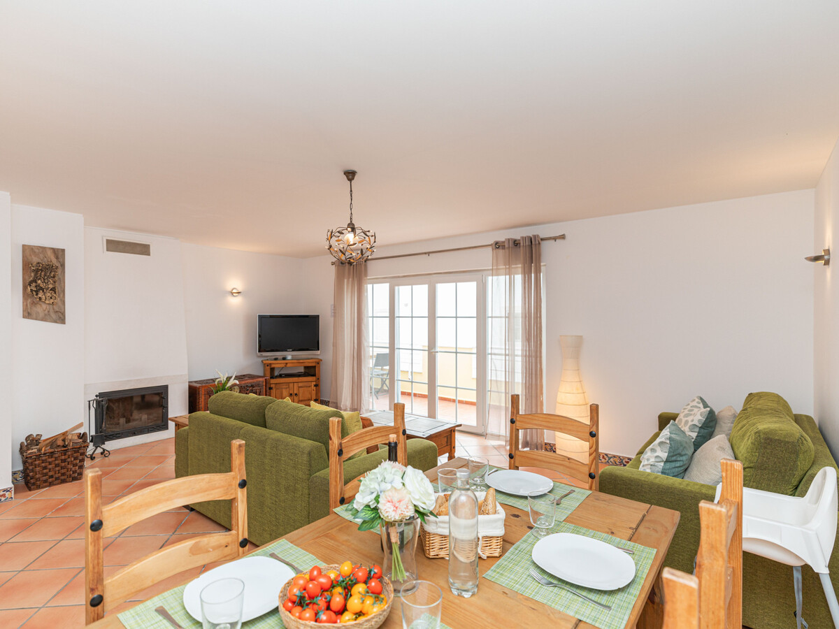Duplex en bord de rivière avec terrasse – Cabanas - Photo 9
