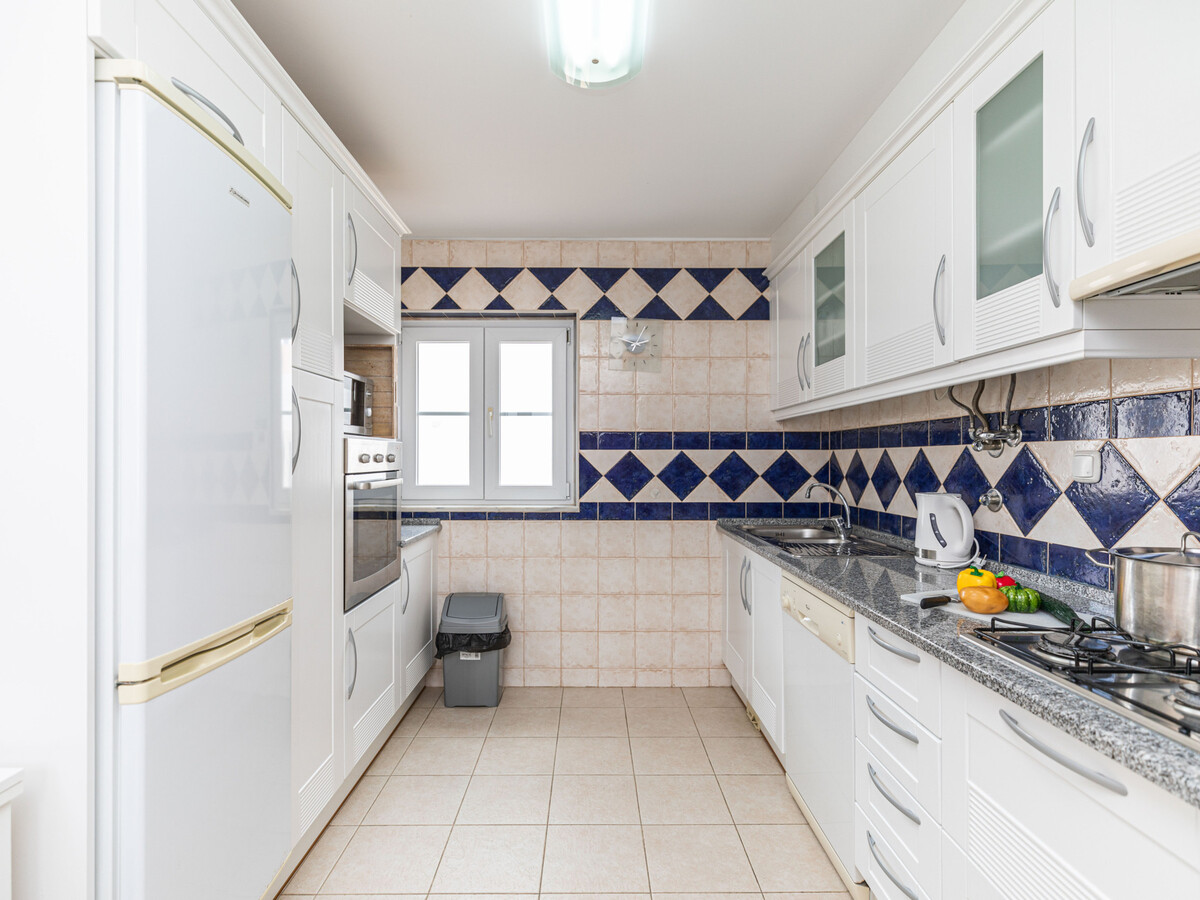 Duplex en bord de rivière avec terrasse – Cabanas - Photo 12