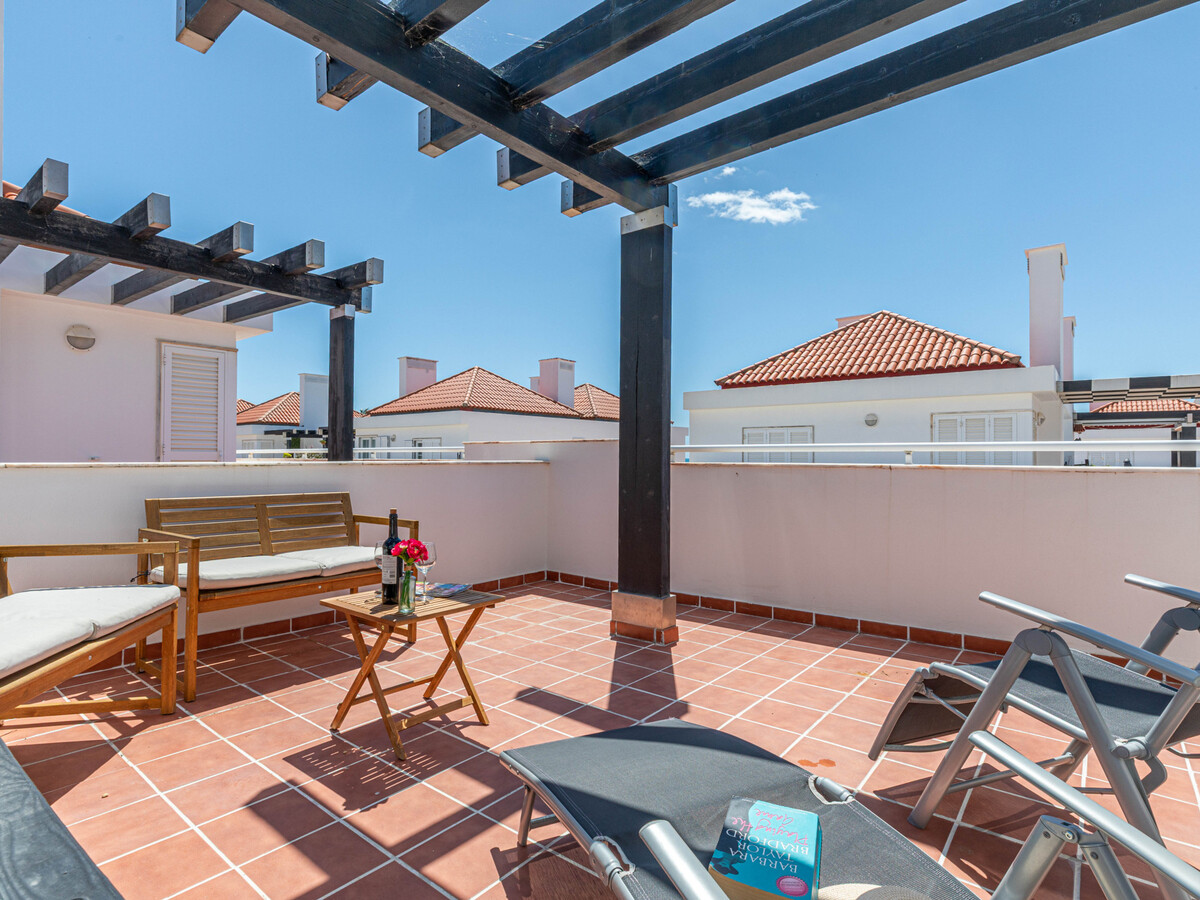 Duplex en bord de rivière avec terrasse – Cabanas - Photo 27