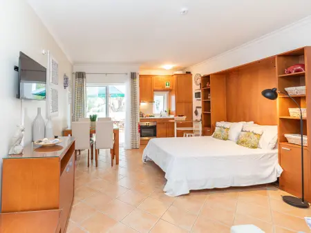 Studio avec piscine à Tavira, 900 m de la plage : photo 4