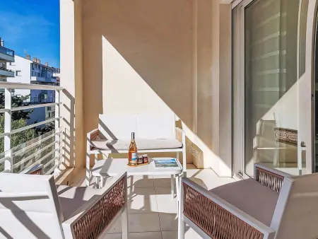 Appartement 2 chambres à 50 m de la plage, Fréjus : photo 8