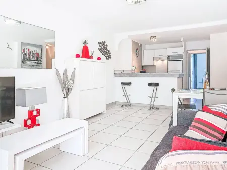 Appartement 2 chambres à 50 m de la plage, Fréjus : photo 11