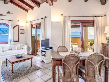 Appartement Mimosa – vue mer et terrasse à Golfo Aranci : photo 12
