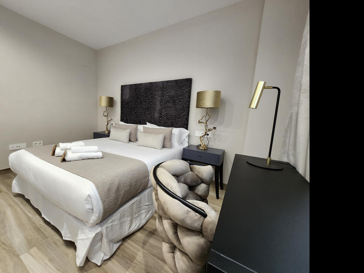Appartement 6 pers. près du Pont de Fusta, Valence - Photo 15