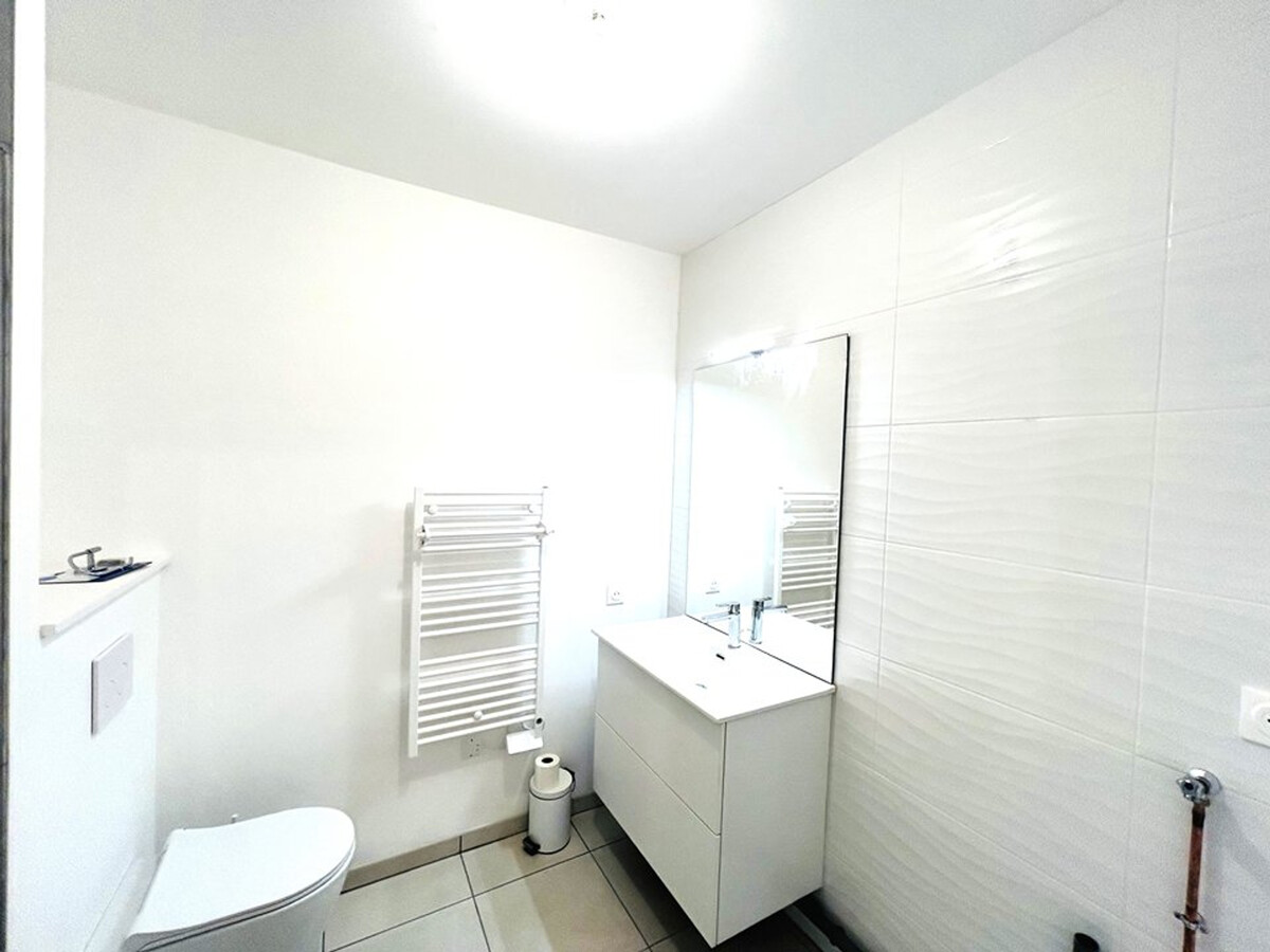 Studio neuf 38m² avec terrasse 10m² à Ploemeur - Photo 10
