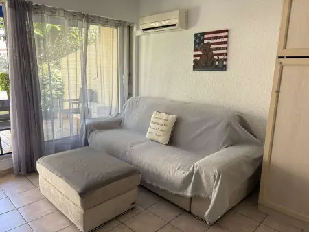 Studio climatisé terrasse 10m² - Port Camargue : photo 4