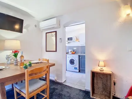 Studio 27 m² avec terrasse à 100 m de la plage : photo 7