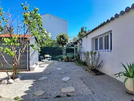 Studio 27 m² avec terrasse à 100 m de la plage : photo 12