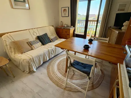 Studio mezzanine climatisé à Gruissan, 300m de la plage : photo 11