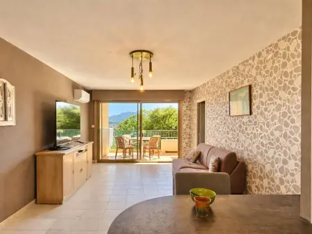 Location appartement à Ajaccio, Appartement calme avec terrasse - 2 pers.