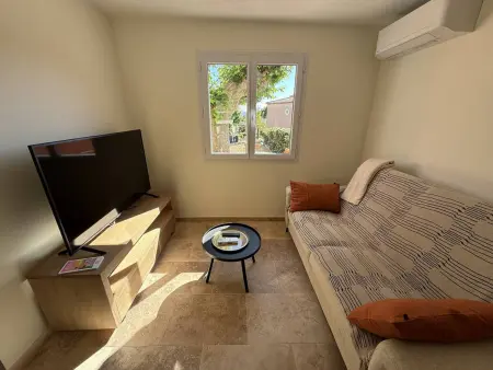 Maison 2 chambres avec jardin et vue mer à La Croix-Valmer - Photo 4