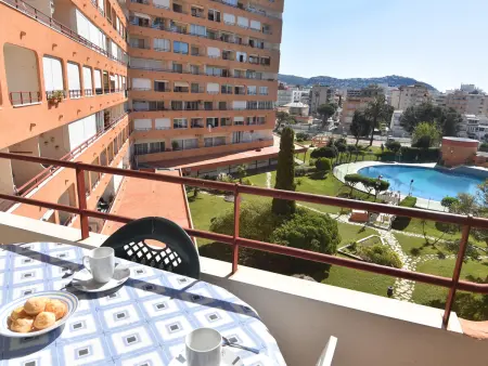 Studio avec piscine partagée et balcon à Roses, Costa Brava : photo 3