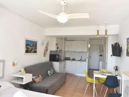 Studio avec piscine partagée et balcon à Roses, Costa Brava : photo 10