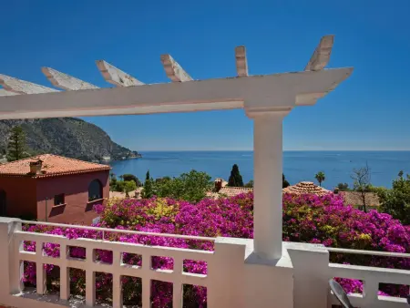Paulette, villa avec piscine chauffée et vue mer à Èze : photo 29