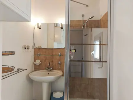 Appartement vue mer à 200 m de la plage, Six Fours : photo 13