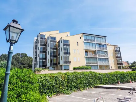 Appartement vue mer à 200 m de la plage, Six Fours : photo 22