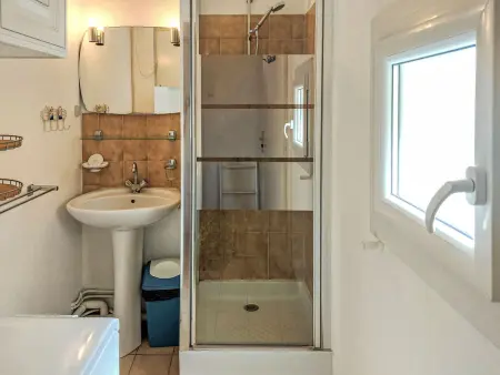 Appartement vue mer à 200 m de la plage, Six Fours : photo 44