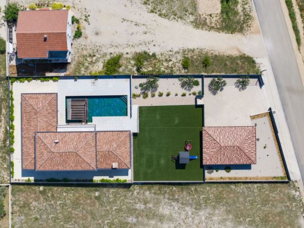 Villa 4 chambres avec piscine chauffée à Vrana - Photo 5