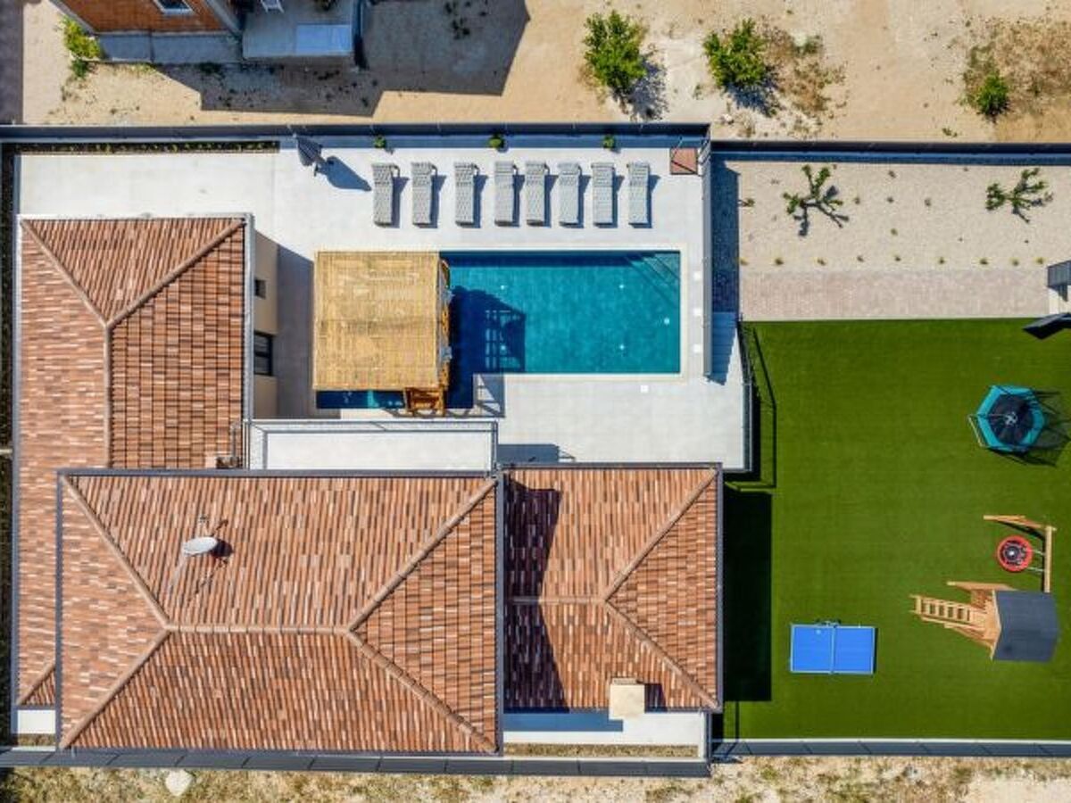 Villa 4 chambres avec piscine chauffée à Vrana - Photo 14