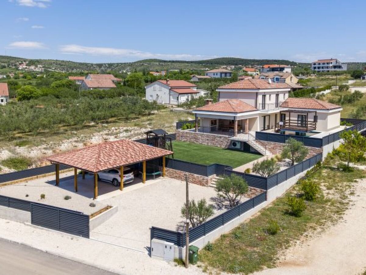 Villa 4 chambres avec piscine chauffée à Vrana - Photo 15