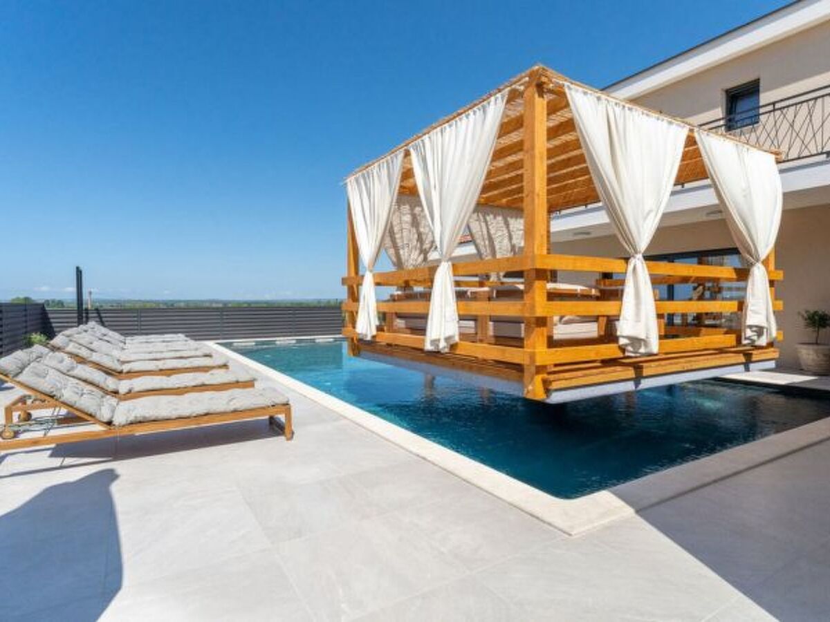 Villa 4 chambres avec piscine chauffée à Vrana - Photo 16