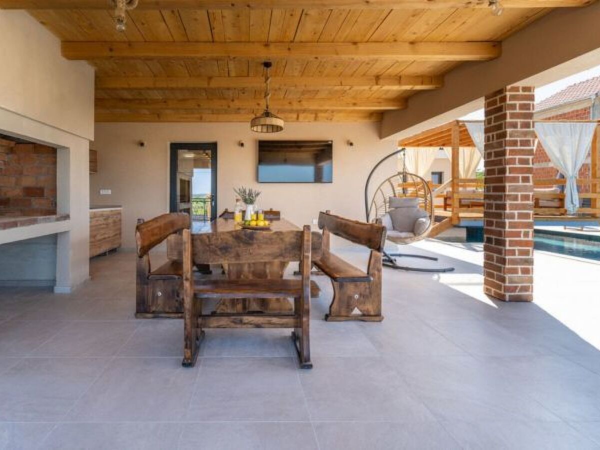 Villa 4 chambres avec piscine chauffée à Vrana - Photo 22