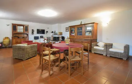 Maison 350 m² avec piscine partagée à Monterosi : photo 4