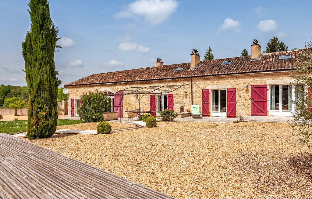 Maison 14 personnes Villamblard : piscine, jacuzzi et terrain de jeux - Photo 13