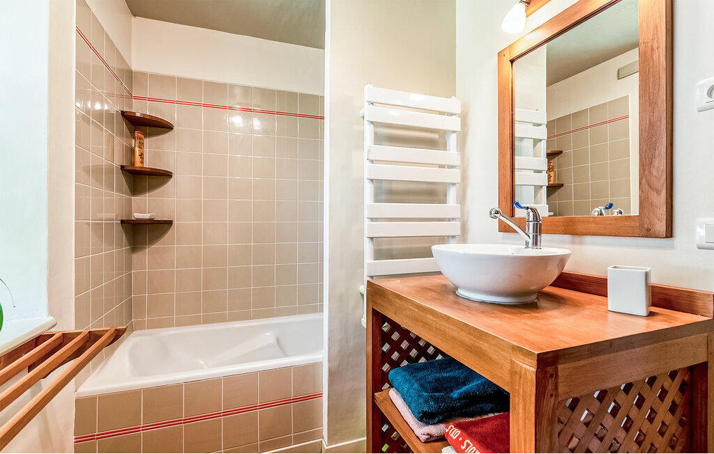 Maison 14 personnes Villamblard : piscine, jacuzzi et terrain de jeux - Photo 31