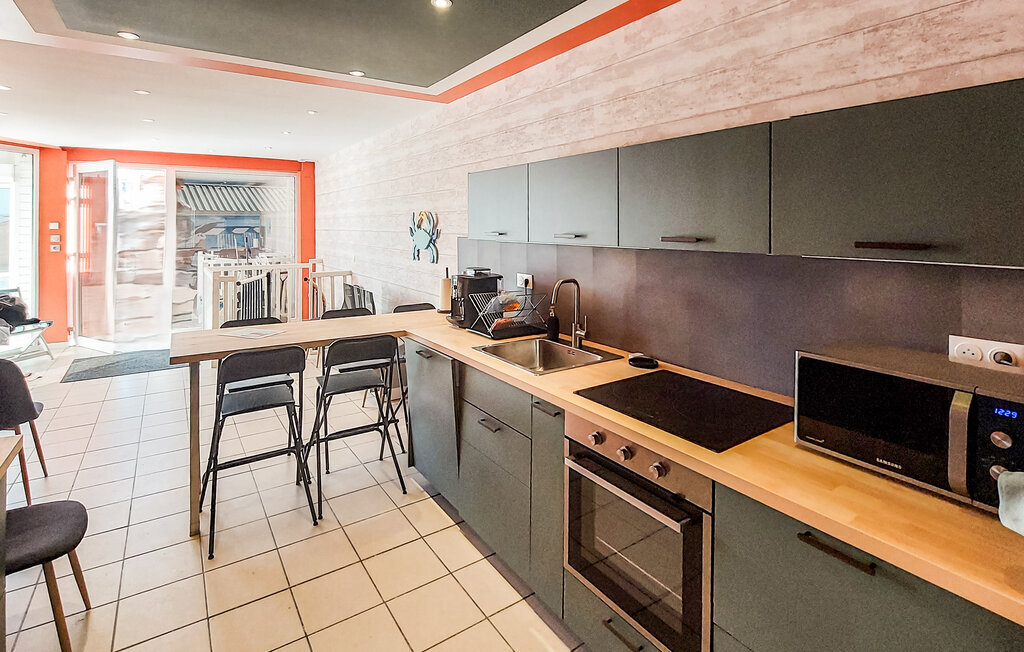 Appartement 3 chambres à 15m de la plage - Photo 6