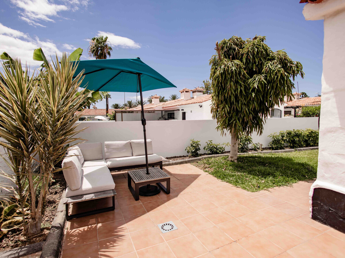 Bungalow 2 chambres à Maspalomas, terrasse équipée - Photo 2