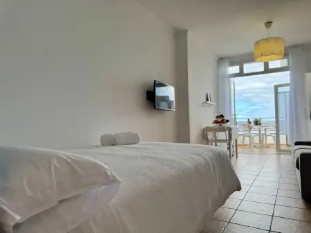 Appartement vue océan première ligne Plage Canteras : photo 13