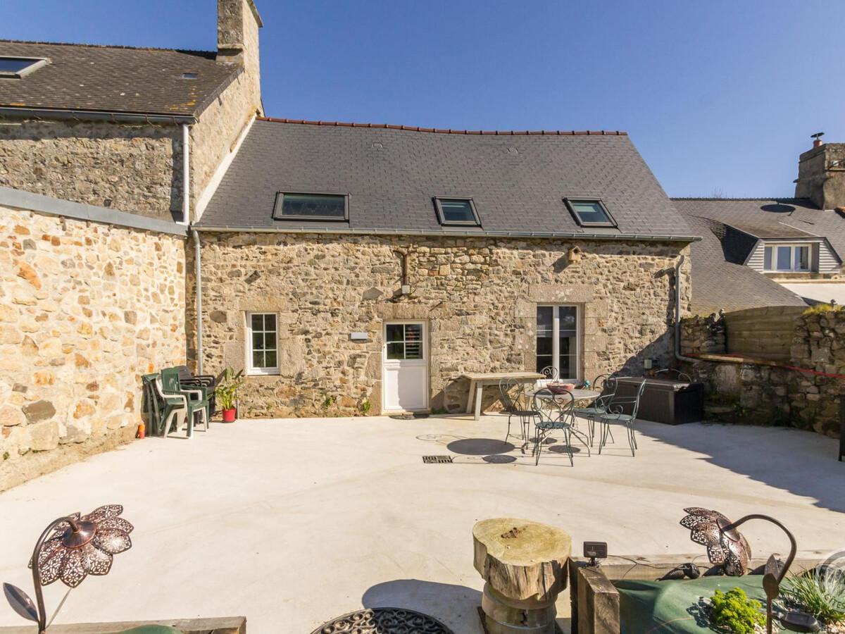 Gîte 4 pers. Anneville-en-Saire, terrasse Sud-Ouest - Photo 2