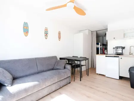 Studio cabine 4 pers. à Narbonne-Plage, pieds dans le sable : photo 2