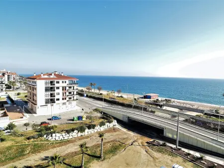 Location appartement à Pineda de Mar, Appartement moderne 2 chambres avec piscine et parking à Pineda de Mar, à 50m de la plage