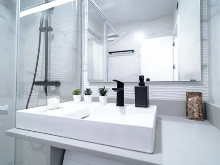 Studio moderne Central à Nerja, 300m de la plage : photo 16