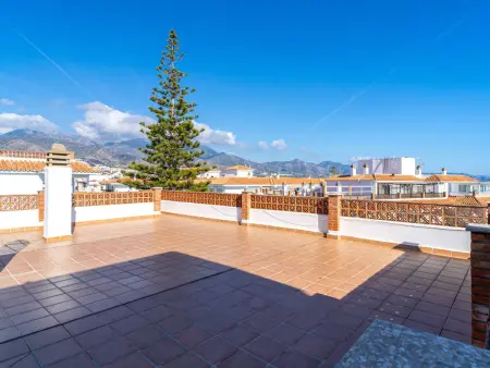 Studio moderne Central à Nerja, 300m de la plage : photo 21