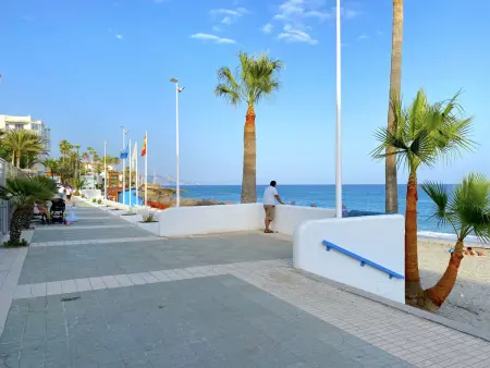 Studio moderne Central à Nerja, 300m de la plage : photo 29