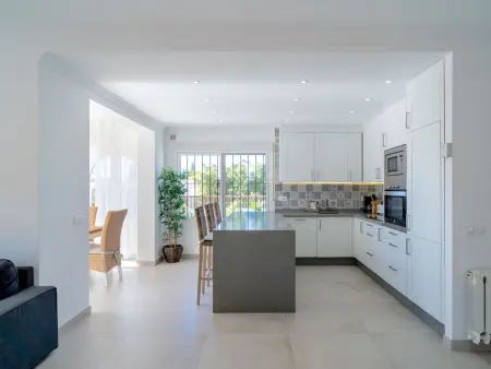 Villa Sandra Luxury Suite, 2 chambres avec piscine à Nerja : photo 12