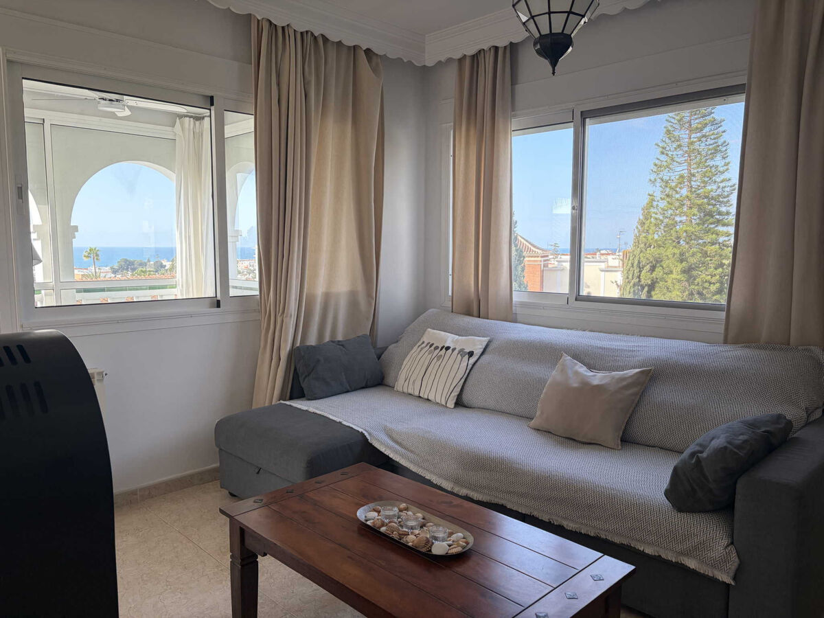 Villa Sandra Top Floor Escape, Nerja - Photo 22