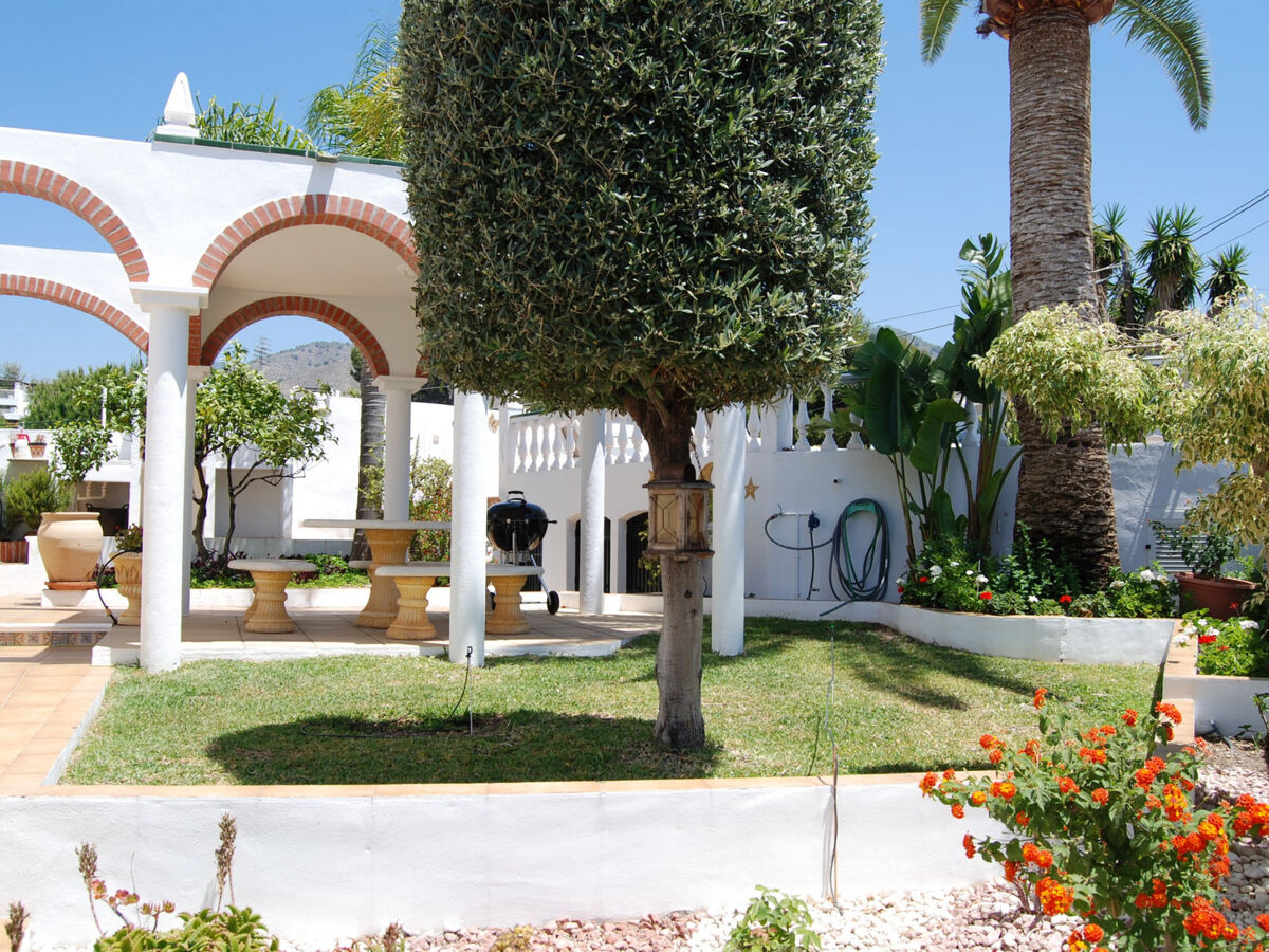 Villa Sandra Top Floor Escape, Nerja - Photo 38