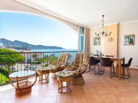 Appartement 80m² vue mer à Nerja, piscine, 4 pers. : photo 2