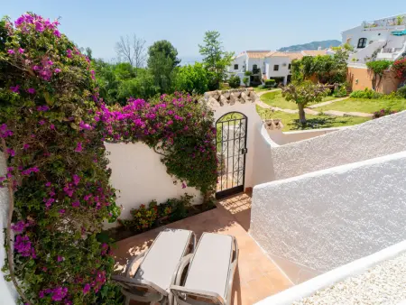 Appartement Hibiscos 72 Deluxe à Nerja, terrasse sud et piscine : photo 10