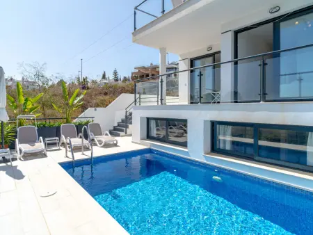 Villa Luxuria Private Pool, 3 chambres avec piscine à Nerja : photo 5
