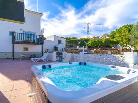 Villa Mauri Private Pool – 1 100 m² avec piscine à Nerja : photo 3