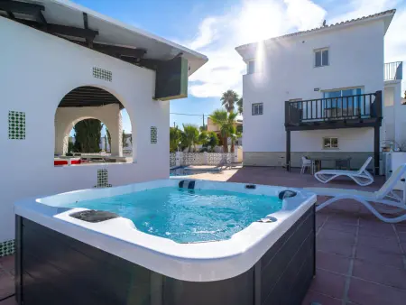 Villa Mauri Private Pool – 1 100 m² avec piscine à Nerja : photo 15