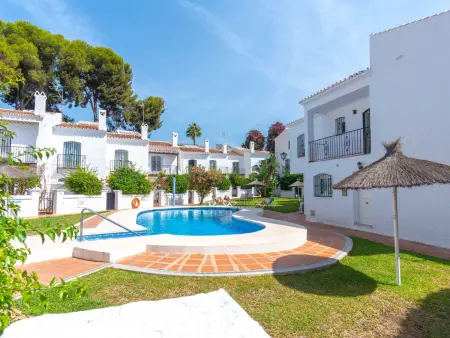 Los Pinos 23 – Maison 2 ch, piscine à Nerja : photo 6