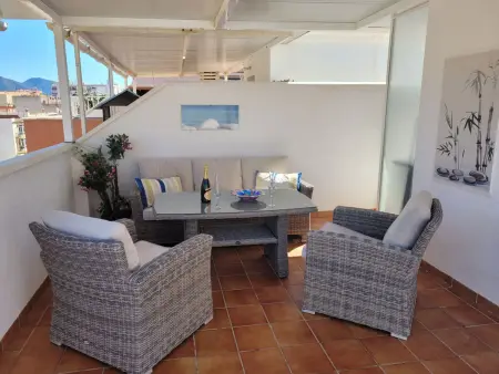 Penthouse Clavero à Nerja – terrasse BBQ, plage à 500 m : photo 4