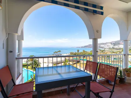 Studio Stella Maris, vue mer directe et piscine à Nerja : photo 6