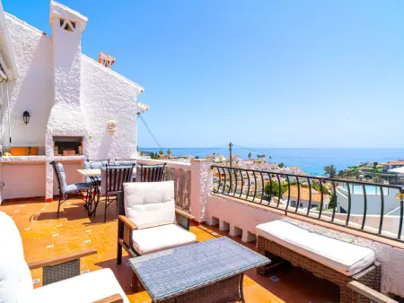 Casa Rosa Splash Pool, maison 2 ch piscine à Nerja : photo 1